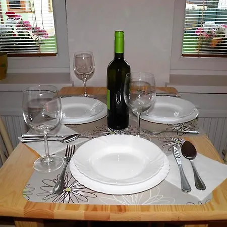 Green Cottage Besenova Holiday home