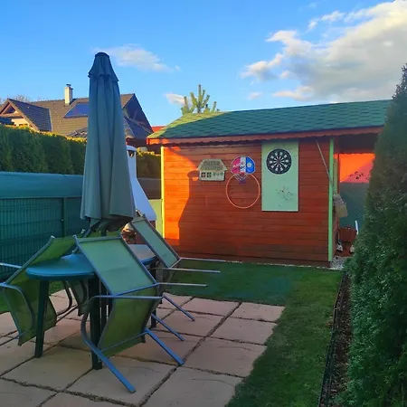 Dom wakacyjny Green Cottage Besenova Bešeňová