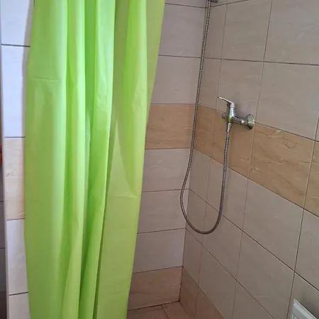 Green Cottage Besenova *